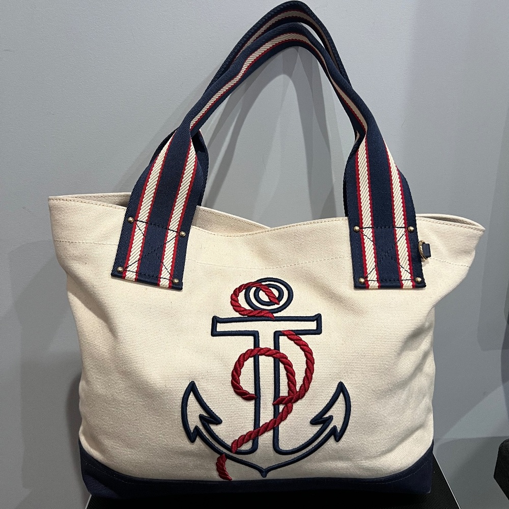Tommy Hilfiger Canvas Tote Bag